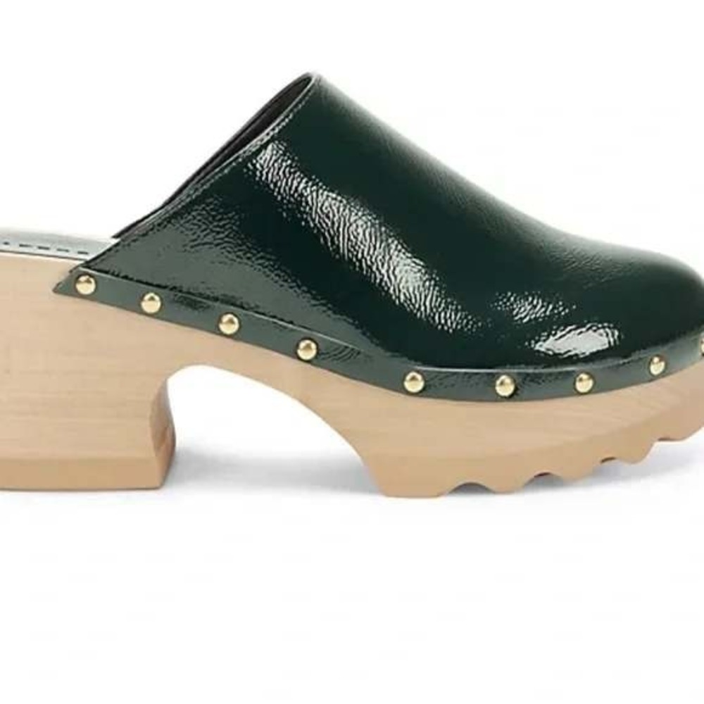 AEROSOLES Green Patent Leather Clogs